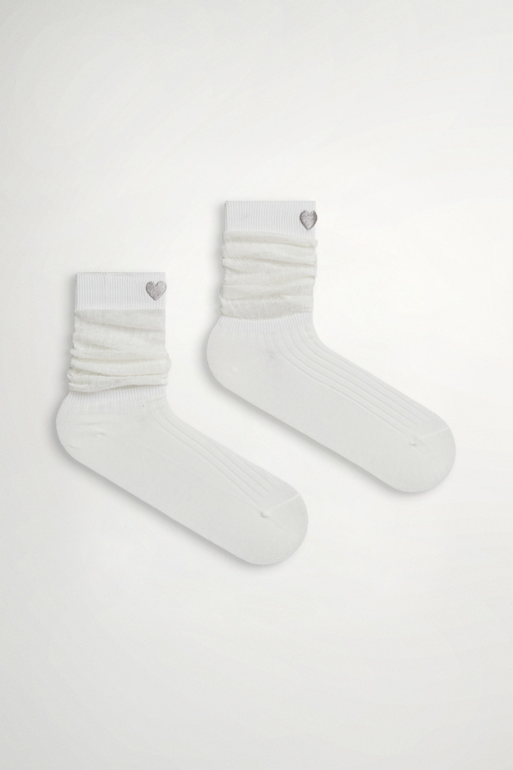 剪接愛心中筒襪 ▶七月份◀ 26SS|0702 • Modern Essentials|❤️週週新品 | New|精品 | Accessories|襪子
