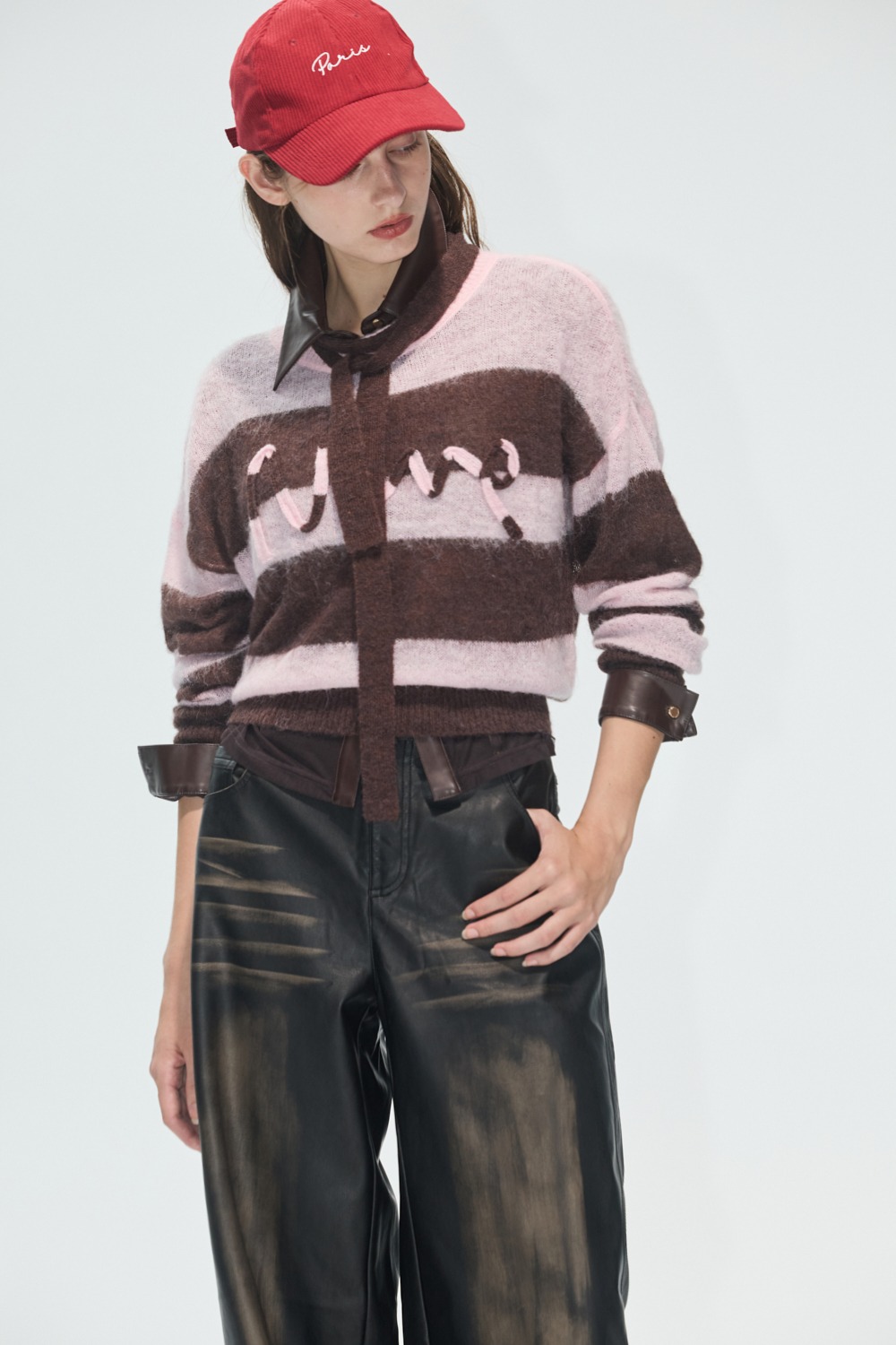 奶霧粉咖雙色配條長袖毛衣 - 古樸咖啡, 36 ❤️週週新品 | New|▶十一月份◀ 25AW|1113 • Bitter & Warm|上著 | Tops|五、七分袖 • 長袖上衣|針織 • 毛衣