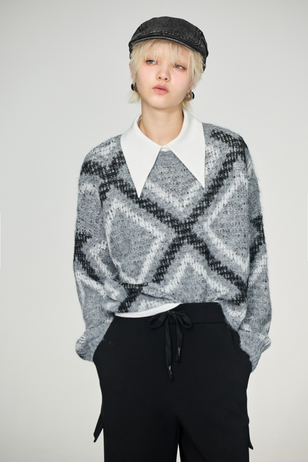 優雅雪景配色菱格毛衣 1218 • Quiet Red|❤️週週新品 | New|▶十二月份◀ 25AW|上著 | Tops|五、七分袖 • 長袖上衣|針織 • 毛衣