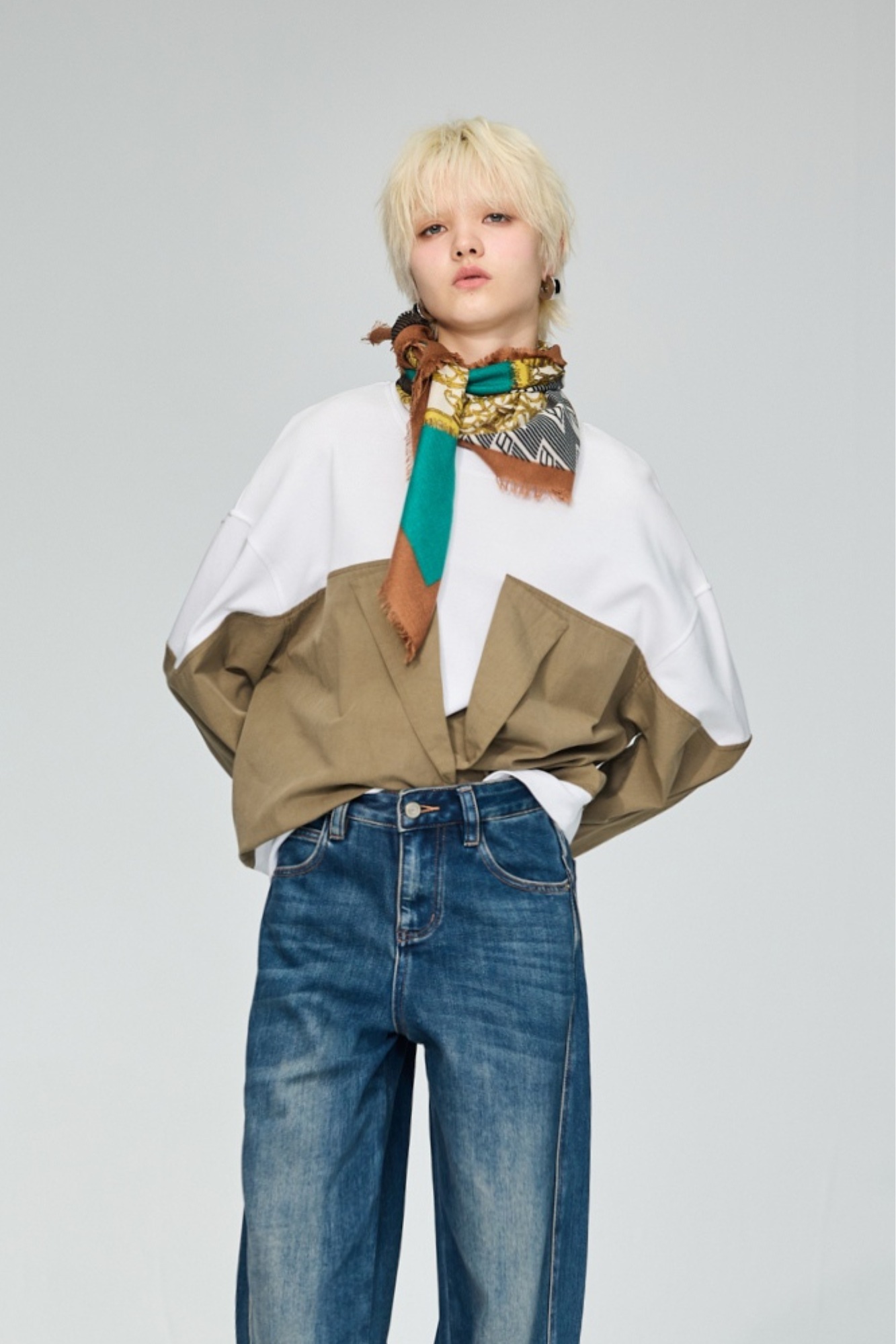 柔影接假兩件長袖上衣 - 可可卡其, 36 ⭐主題穿搭推薦⭐|➤中性帥氣系列|❤️週週新品 | New|▶十二月份◀ 25AW|1225 • Still Green|上著 | Tops|五、七分袖 • 長袖上衣