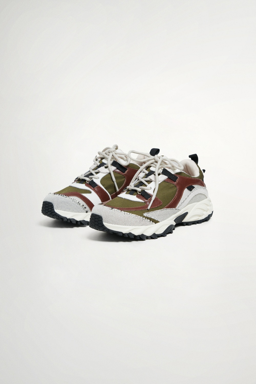 拼色厚底休閒鞋 ❤️週週新品 | New|▶十二月份◀ 25AW|1225 • Still Green|精品 | Accessories|鞋類