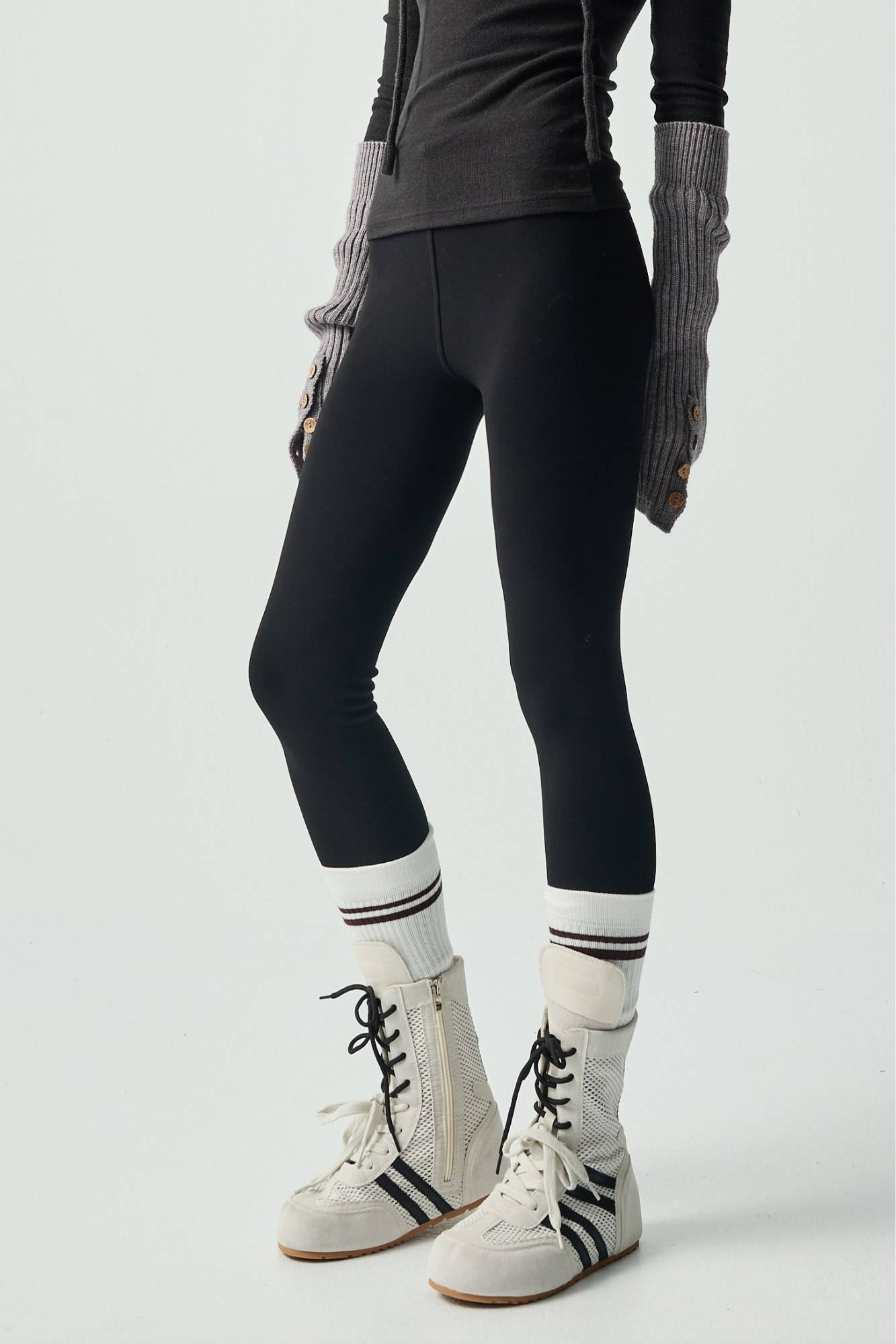 黑曜造型腰頭合身磨毛褲 - 神祕純黑, F ▶一月份◀ 25AW|0101 • Lavender Ease|❤️週週新品 | New|下著 | Bottoms|長褲 • 寬褲