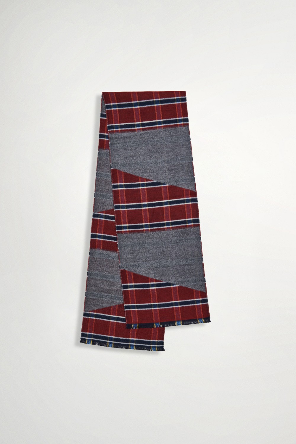 個性灰紅格紋圍巾 - 沉穩霧灰, F ▶一月份◀ 25AW|0101 • Lavender Ease|❤️週週新品 | New|精品 | Accessories|圍巾