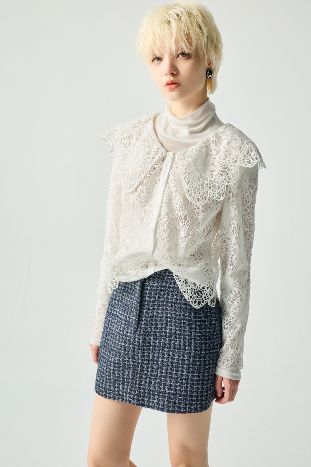 微甜奶霧大領片繡花上衣 - 無瑕純白, 36 ❤️週週新品 | New|▶一月份◀ 25AW|0121 • Midnight Lilac|上著 | Tops|五、七分袖 • 長袖上衣|襯衫|蕾絲