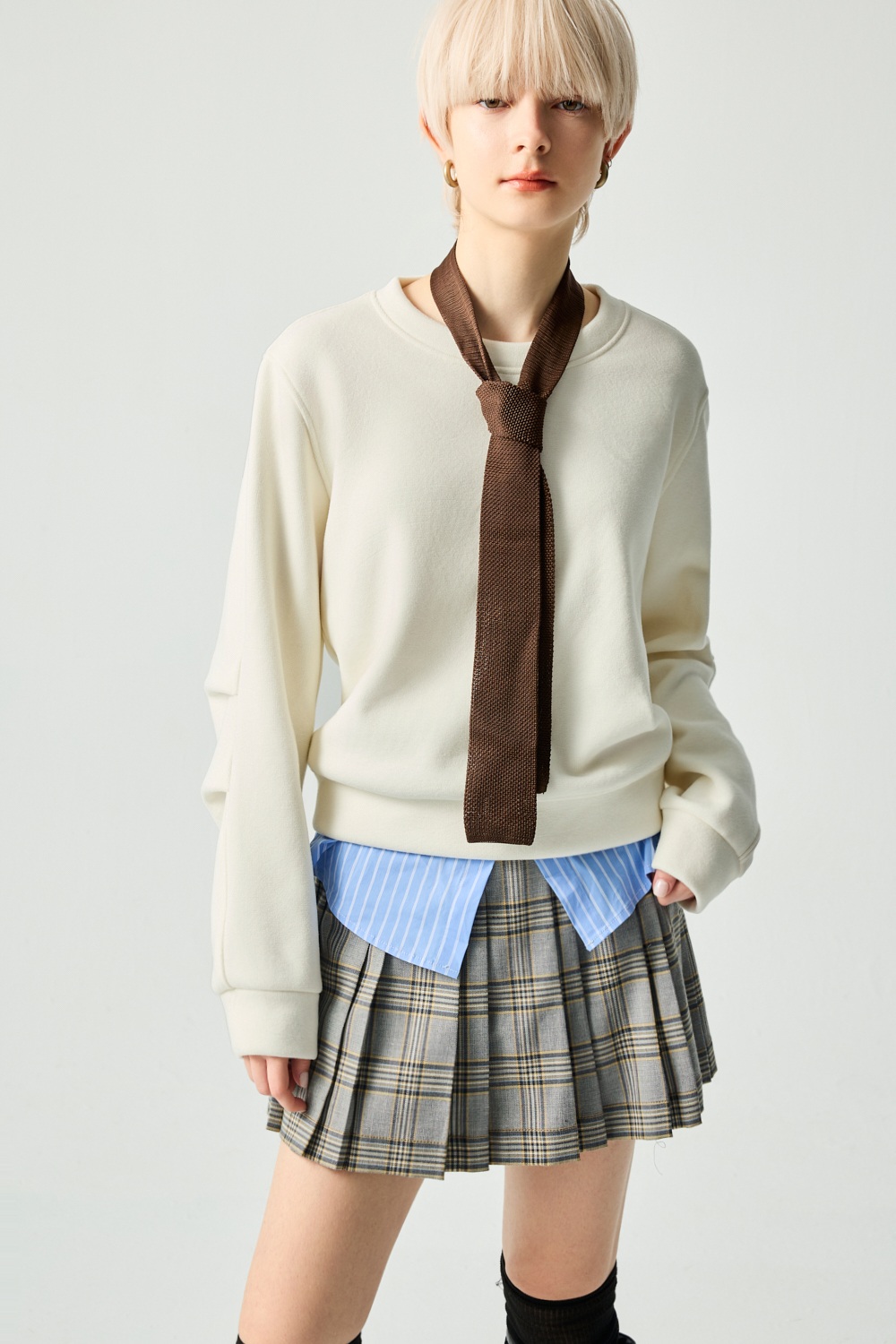 小清新造型袖子配色上衣 - 奶油杏色, 36 0128 • Red in Motion|❤️週週新品 | New|▶一月份◀ 25AW|上著 | Tops|五、七分袖 • 長袖上衣