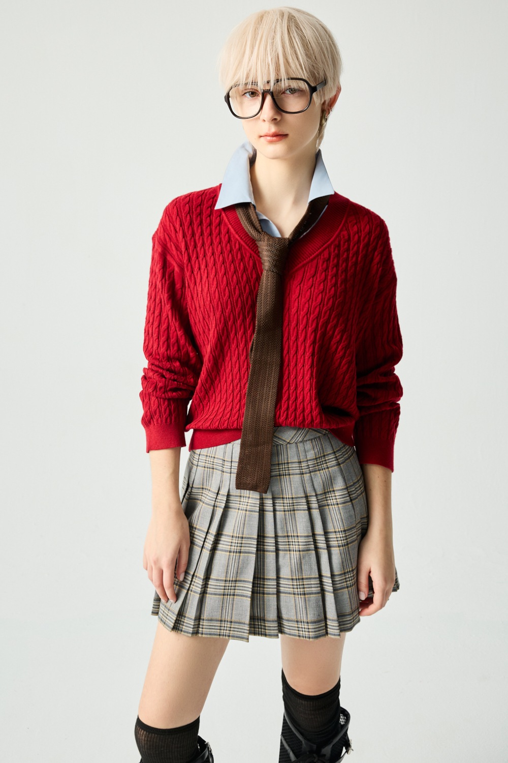 紅光滿面假兩件麻花上衣 - 撫媚枚紅, 36 0128 • Red in Motion|⭐主題穿搭推薦⭐|➤派對穿搭系列|❤️週週新品 | New|▶一月份◀ 25AW|上著 | Tops|五、七分袖 • 長袖上衣|針織 • 毛衣