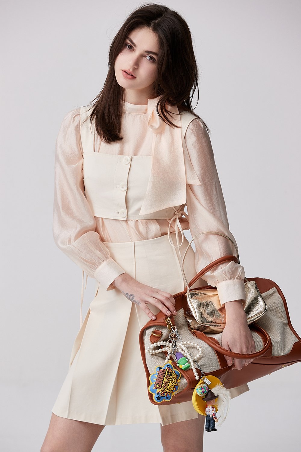 杏仁牛奶側邊綁帶造型上衣 ❤️週週新品 | New|▶三月份◀ 25SS|0313 • 巴馬哈幻境|上著 | Tops|無袖 • 短袖上衣