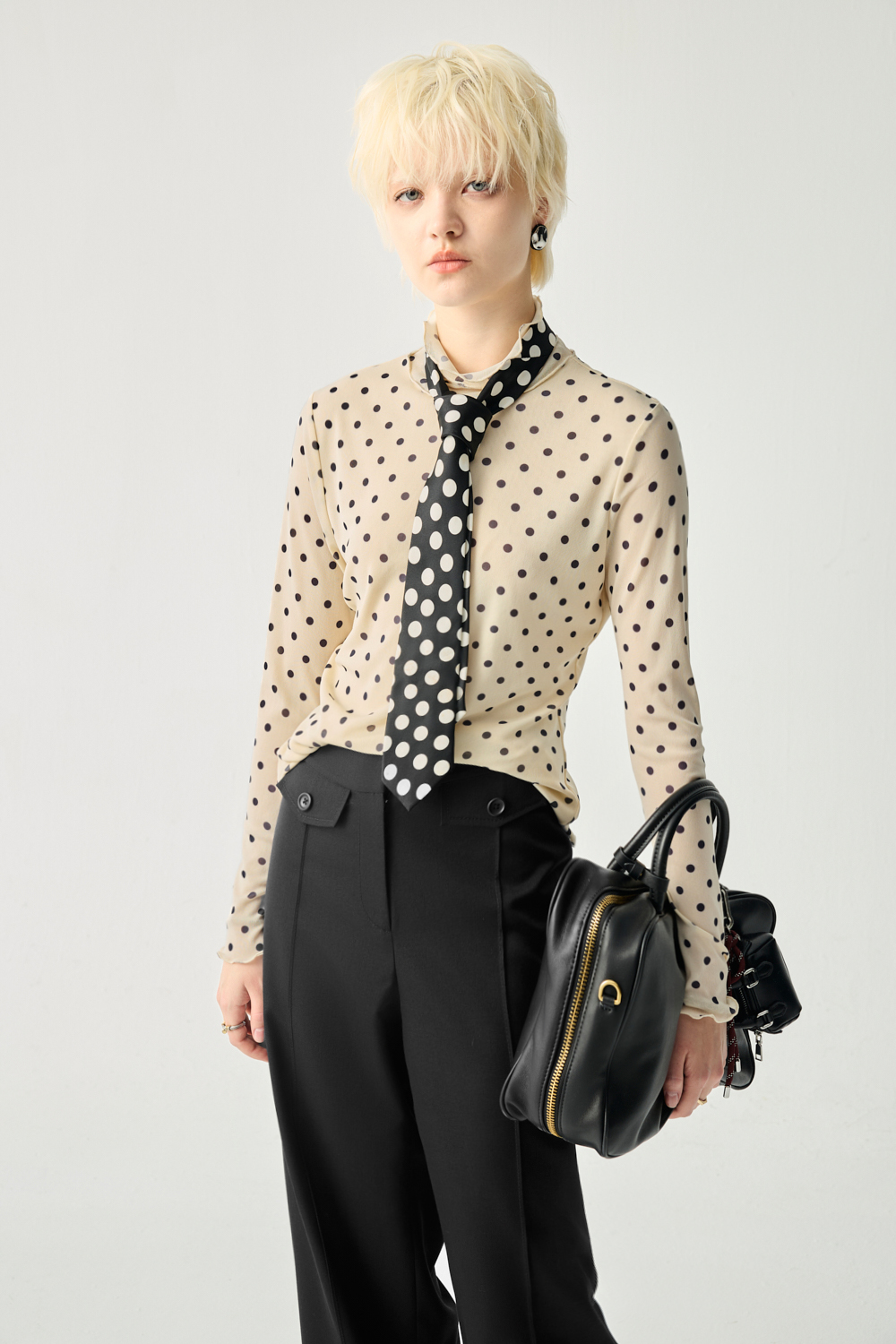 點狀層次感木耳邊內搭 0211 • Noir & Rouge|❤️週週新品 | New|▶二月份◀ 26SS|上著 | Tops|五、七分袖 • 長袖上衣