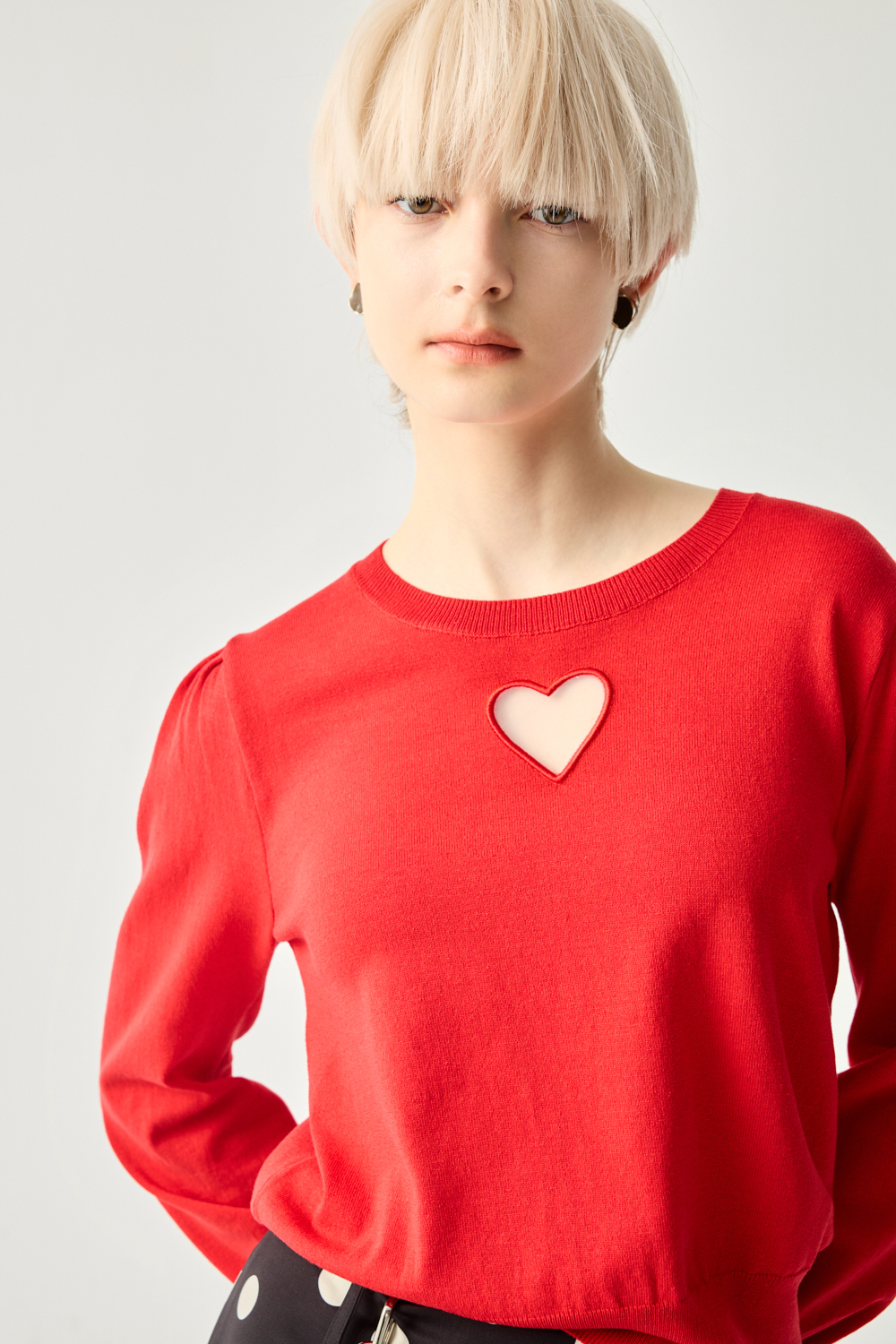 熱情愛心簍空針織上衣 - 耀眼赤紅, 38 0211 • Noir & Rouge|❤️週週新品 | New|▶二月份◀ 26SS|上著 | Tops|五、七分袖 • 長袖上衣