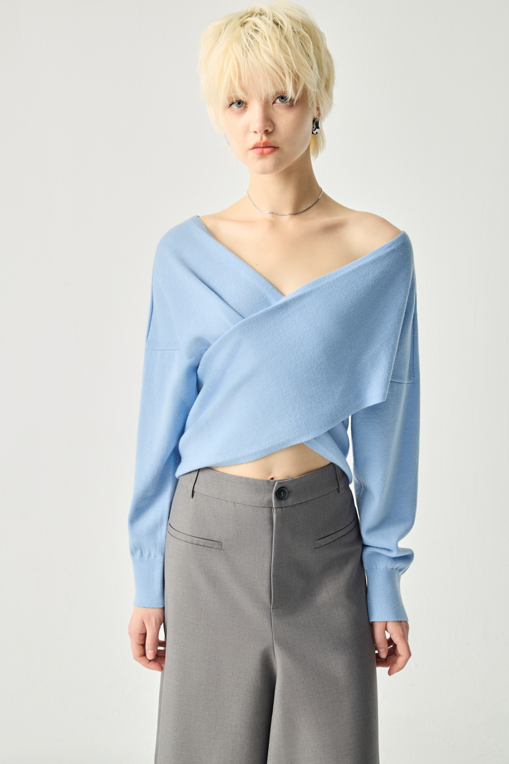 清新序曲前交叉造型上衣 - 清新蔚藍, 36 ❤️週週新品 | New|▶二月份◀ 26SS|0209 • Daily Rhythm|上著 | Tops|五、七分袖 • 長袖上衣|針織 • 毛衣