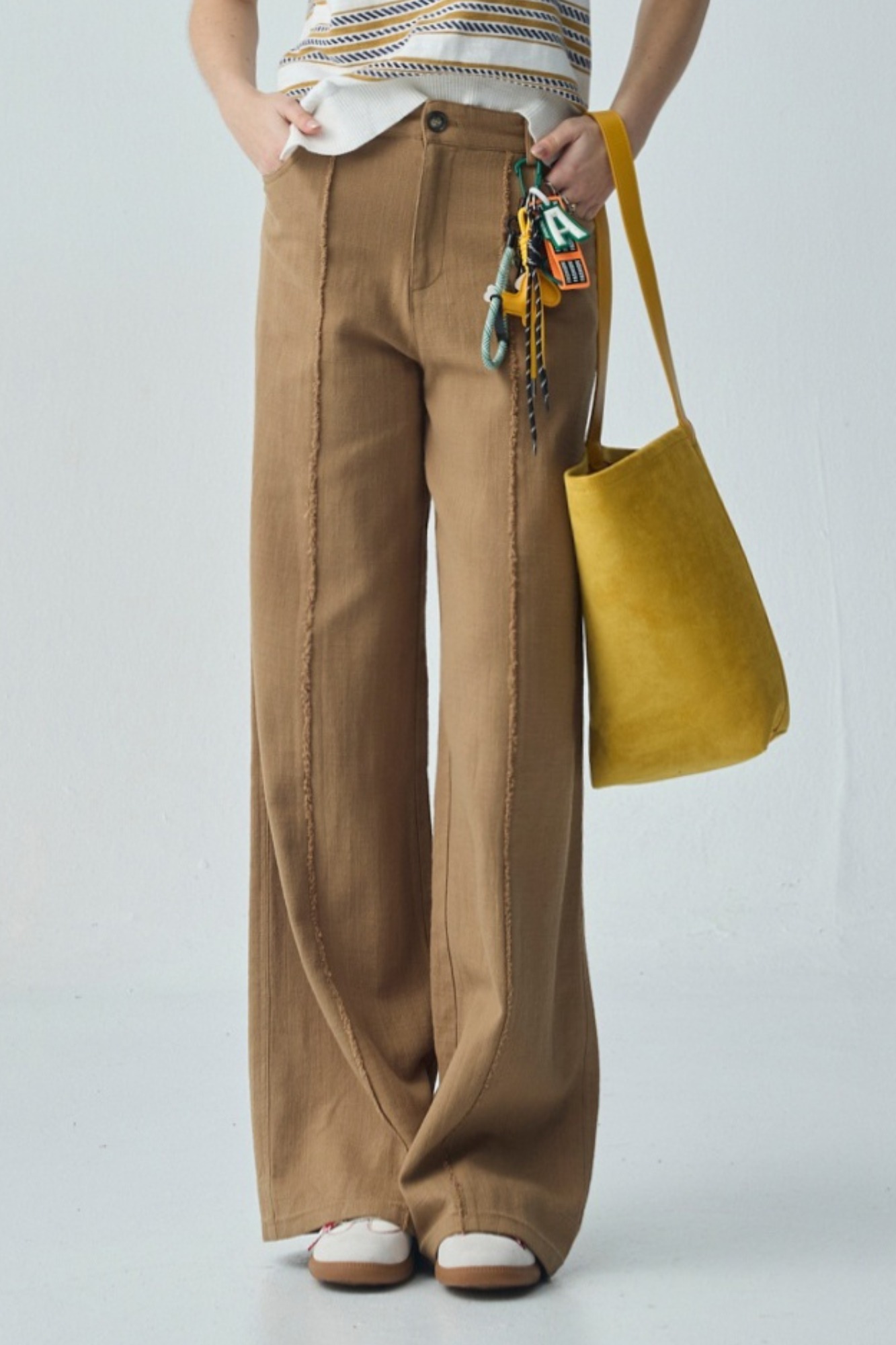 木質調前剪接毛邊寬褲 - 可可卡其, 36 ▶三月份◀ 26SS|0305 • Urban Jungle|❤️週週新品 | New|下著 | Bottoms|長褲 • 寬褲