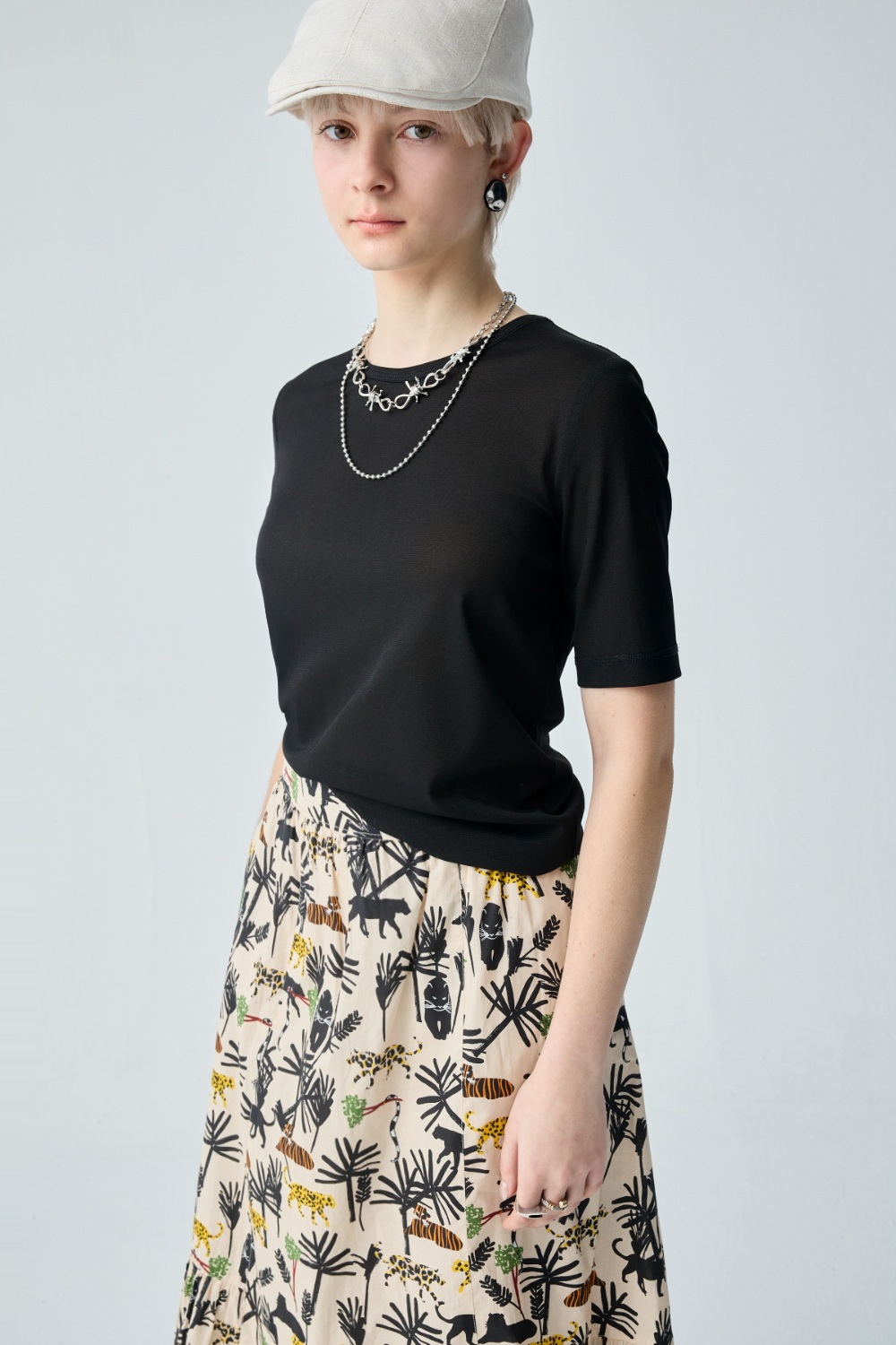 留白日常素面圓領短袖上衣 ▶三月份◀ 26SS|0305 • Urban Jungle|❤️週週新品 | New|上著 | Tops|無袖 • 短袖上衣