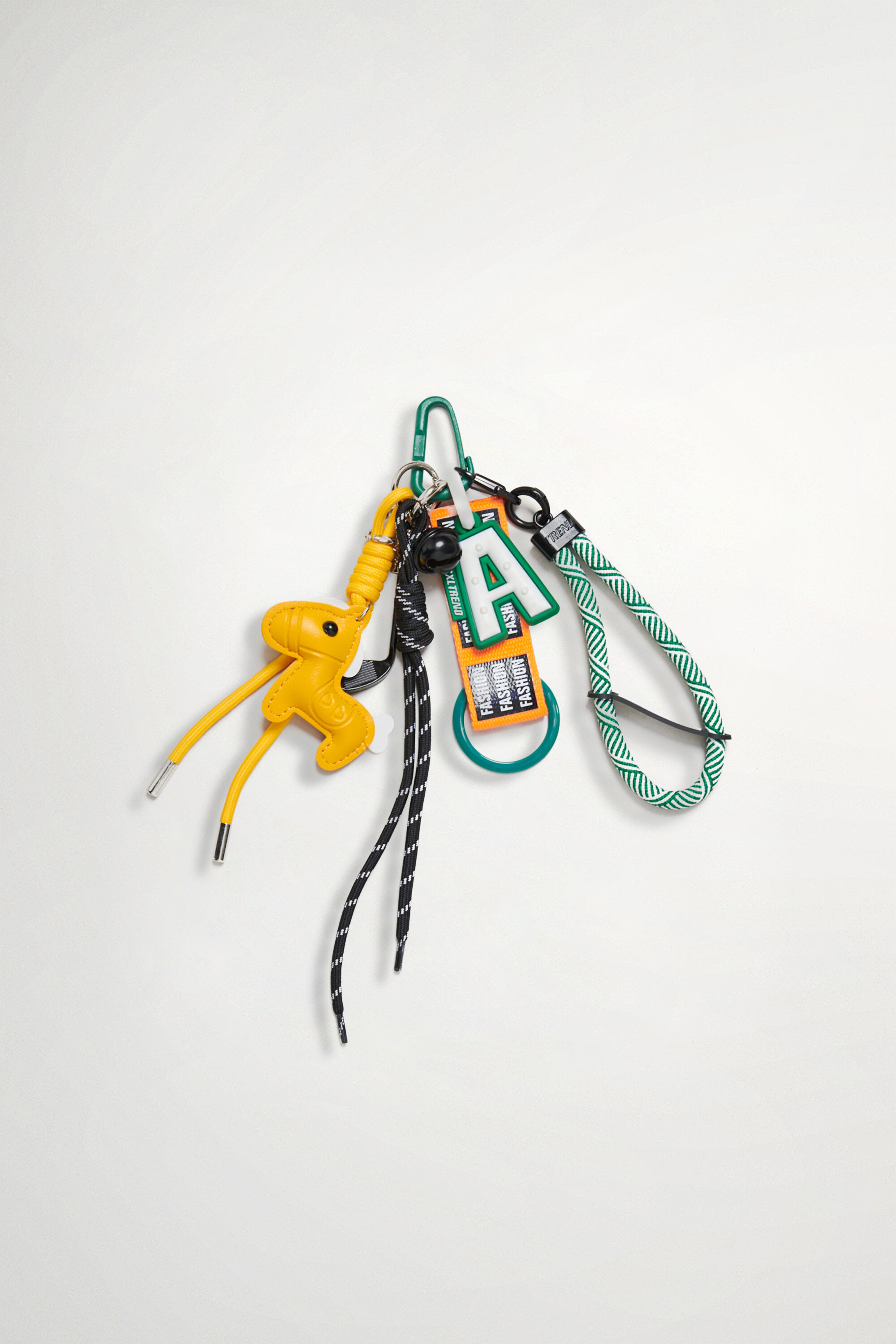 黃色小馬吊飾 - 金闕黄沉沉, F ❤️週週新品 | New|▶四月份◀ 26SS|0409 • Daisy Days|精品 | Accessories