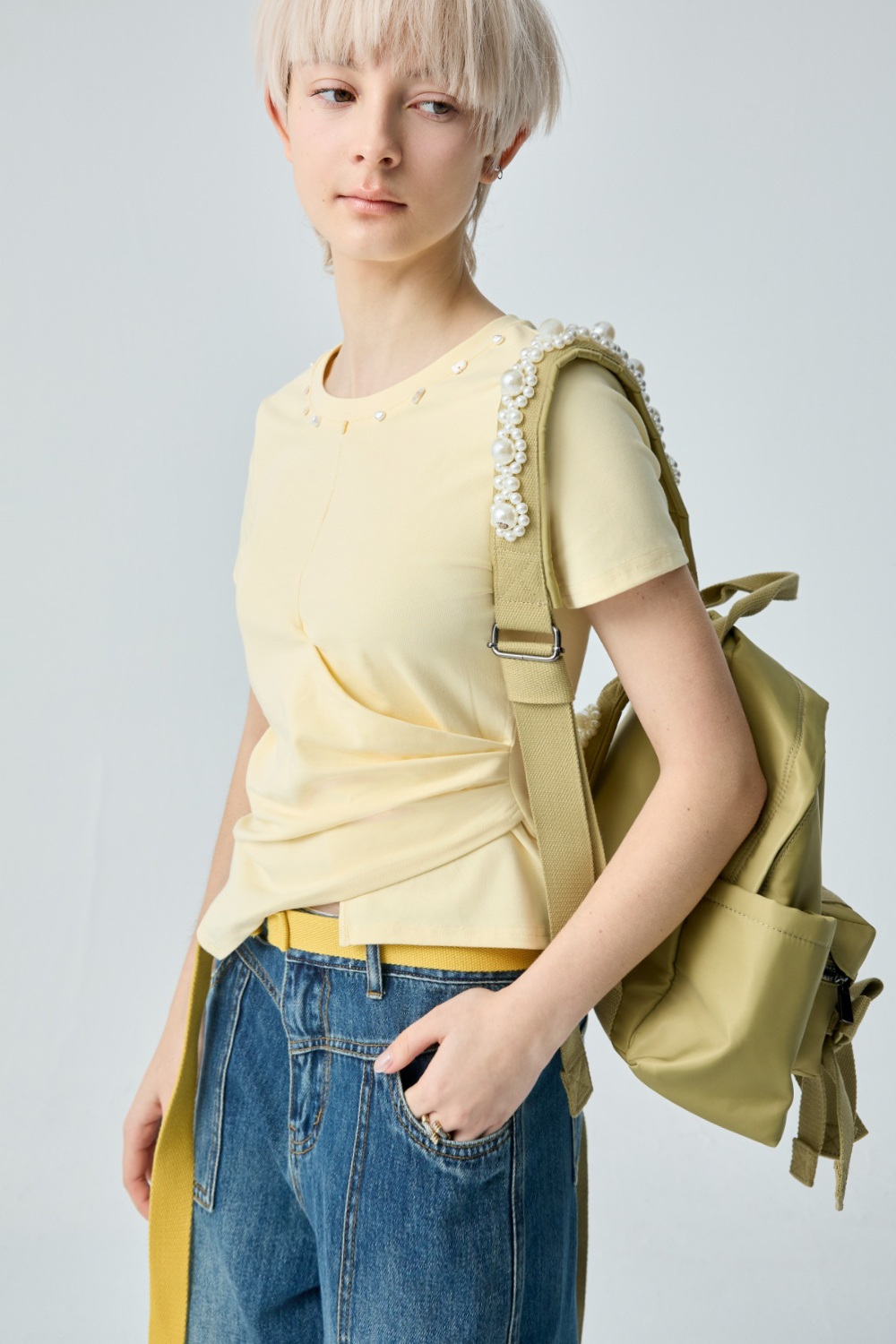 清新日常斜邊抓褶短袖 - 淺亞麻金, 36 ❤️週週新品 | New|▶四月份◀ 26SS|0409 • Daisy Days|上著 | Tops|無袖 • 短袖上衣|T-shirt