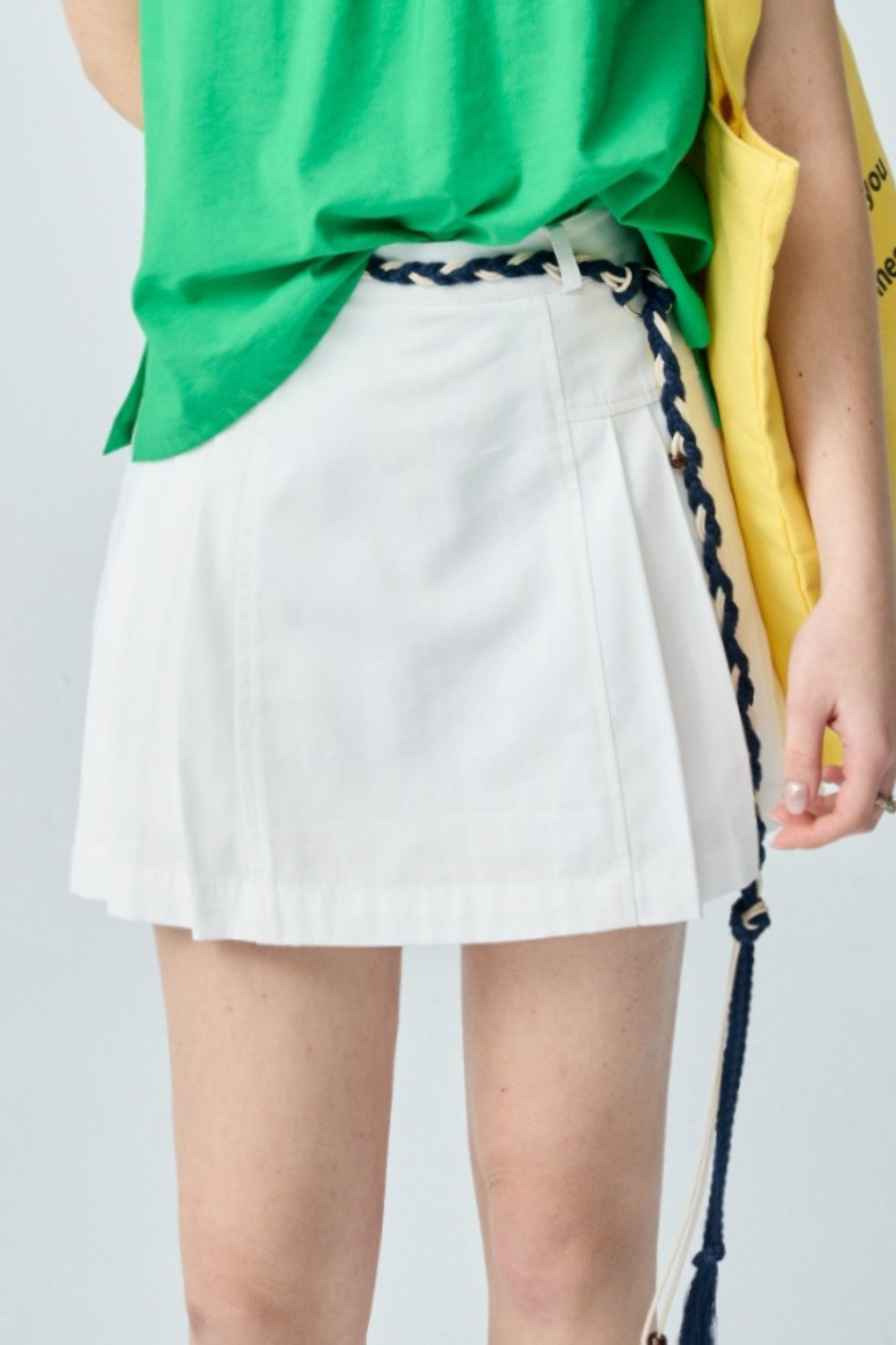 清爽俐落剪接百褶短裙(附編織綁繩) - 無瑕純白, 36 ❤️週週新品 | New|▶四月份◀ 26SS|0409 • Daisy Days|下著 | Bottoms|短褲 • 褲裙|長裙 • 短裙