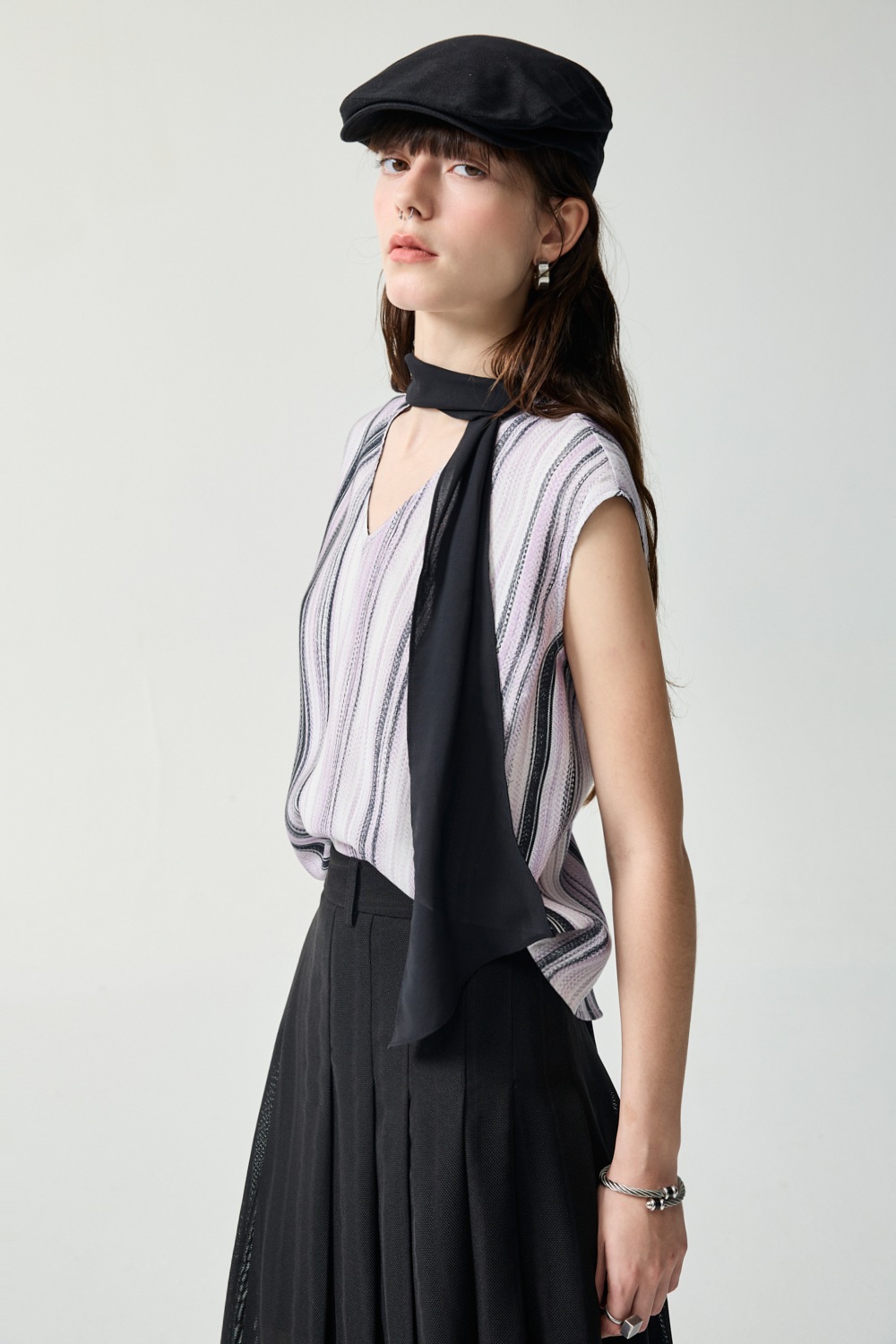 秘境花蹤配布雪紡V領上衣 - 薰衣草紫, 36 ❤️週週新品 | New|▶四月份◀ 26SS|0423 • Quiet form|上著 | Tops|無袖 • 短袖上衣