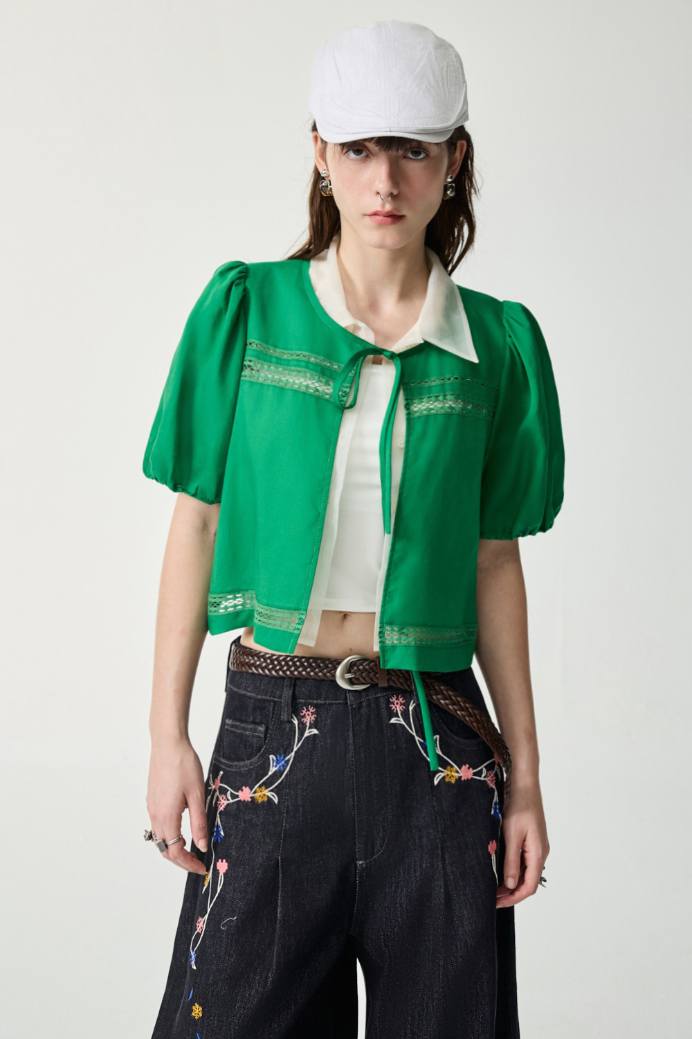 偷聽綠葉的對話蕾絲拼接公主袖外套 - 平靜翠綠, 36 0430 • Warm Light|❤️週週新品 | New|▶四月份◀ 26SS|上著 | Tops|無袖 • 短袖上衣|外衣 | Outwears|夾克 • 短外套|罩衫