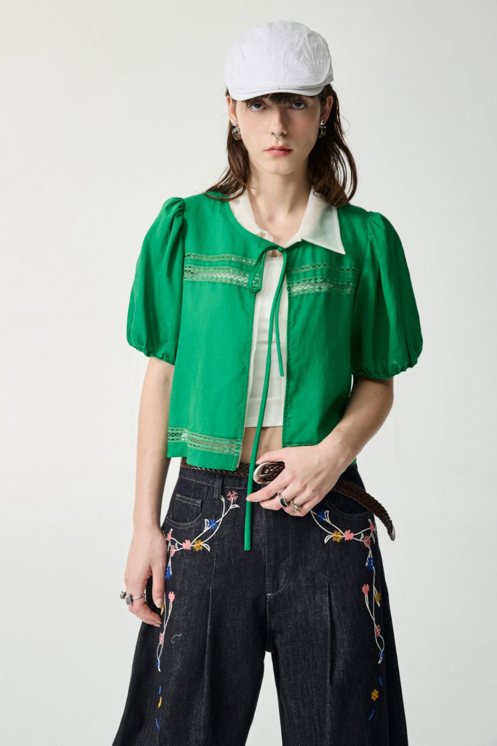 偷聽綠葉的對話蕾絲拼接公主袖外套 0430 • Warm Light|❤️週週新品 | New|▶四月份◀ 26SS|上著 | Tops|無袖 • 短袖上衣|外衣 | Outwears|夾克 • 短外套|罩衫