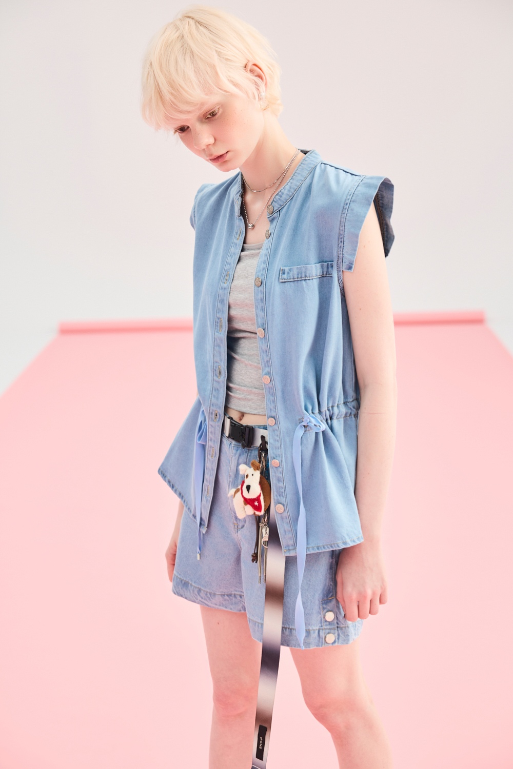 藍色天際水洗牛仔背心式外套 - 清新蔚藍, 36 0618 • In Sync Today|❤️週週新品 | New|▶六月份◀ 26SS|上著 | Tops|無袖 • 短袖上衣|外衣 | Outwears|夾克 • 短外套