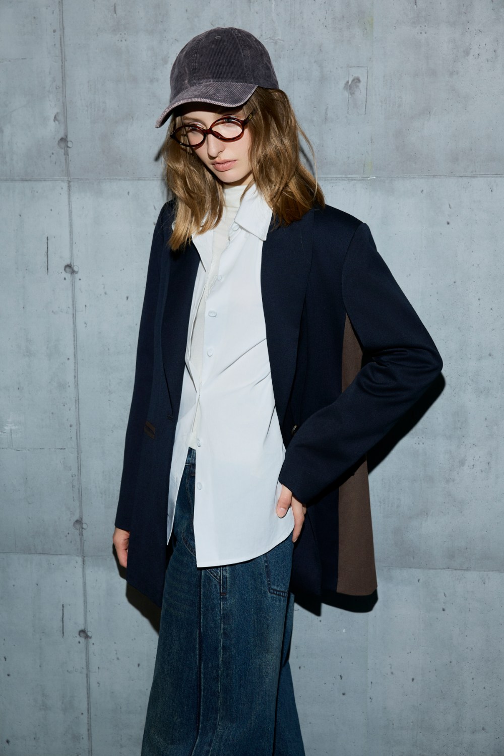 配布剪接拚色西裝外套 - 深邃藏藍, 36 ❤️週週新品 | New|▶十月份◀ 26AW|1022 • Beyond Basic|外衣 | Outwears|西裝外套