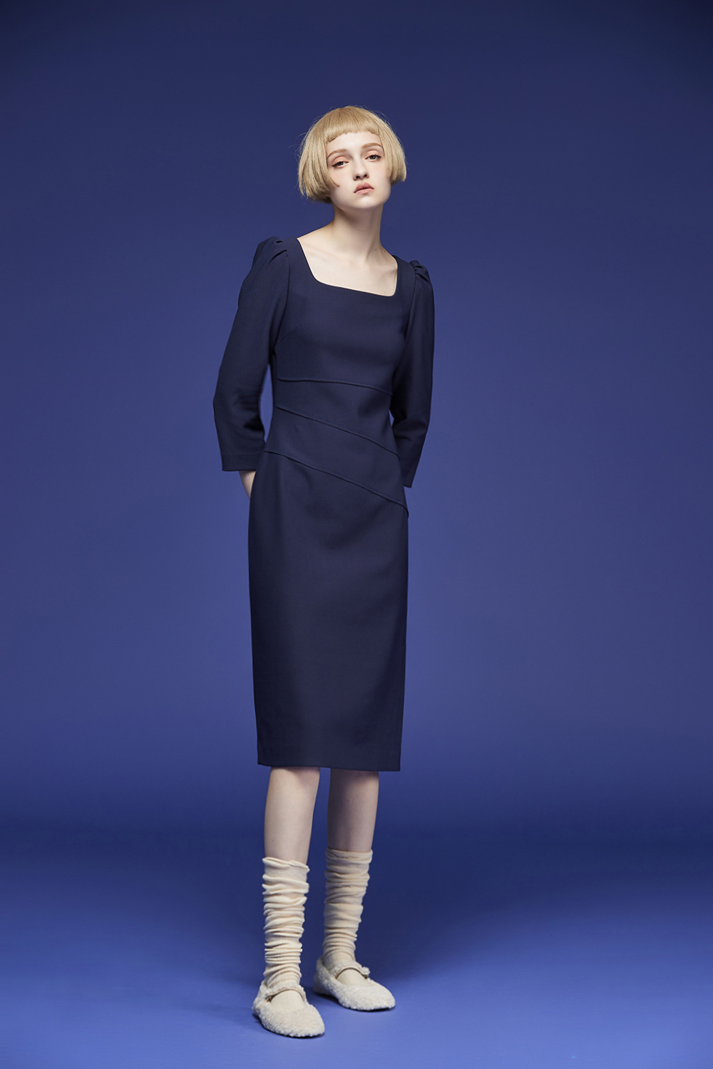 米蘭往事方領修身洋裝 🔥年末限時 𝐒𝐀𝐋𝐄 買起來!!! 🔥|➤🔥洋裝|全館商品|🔥月排行榜 | Hot Item|❤️週週新品 | New|洋裝 | Dresses|長洋裝